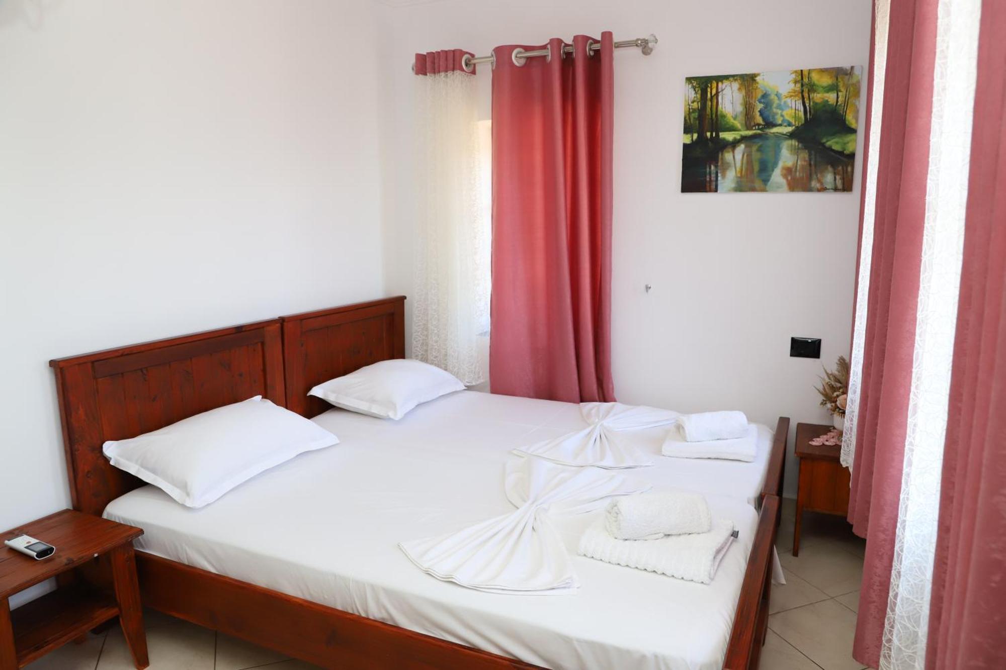 Guest House Lion Berat Luaran gambar