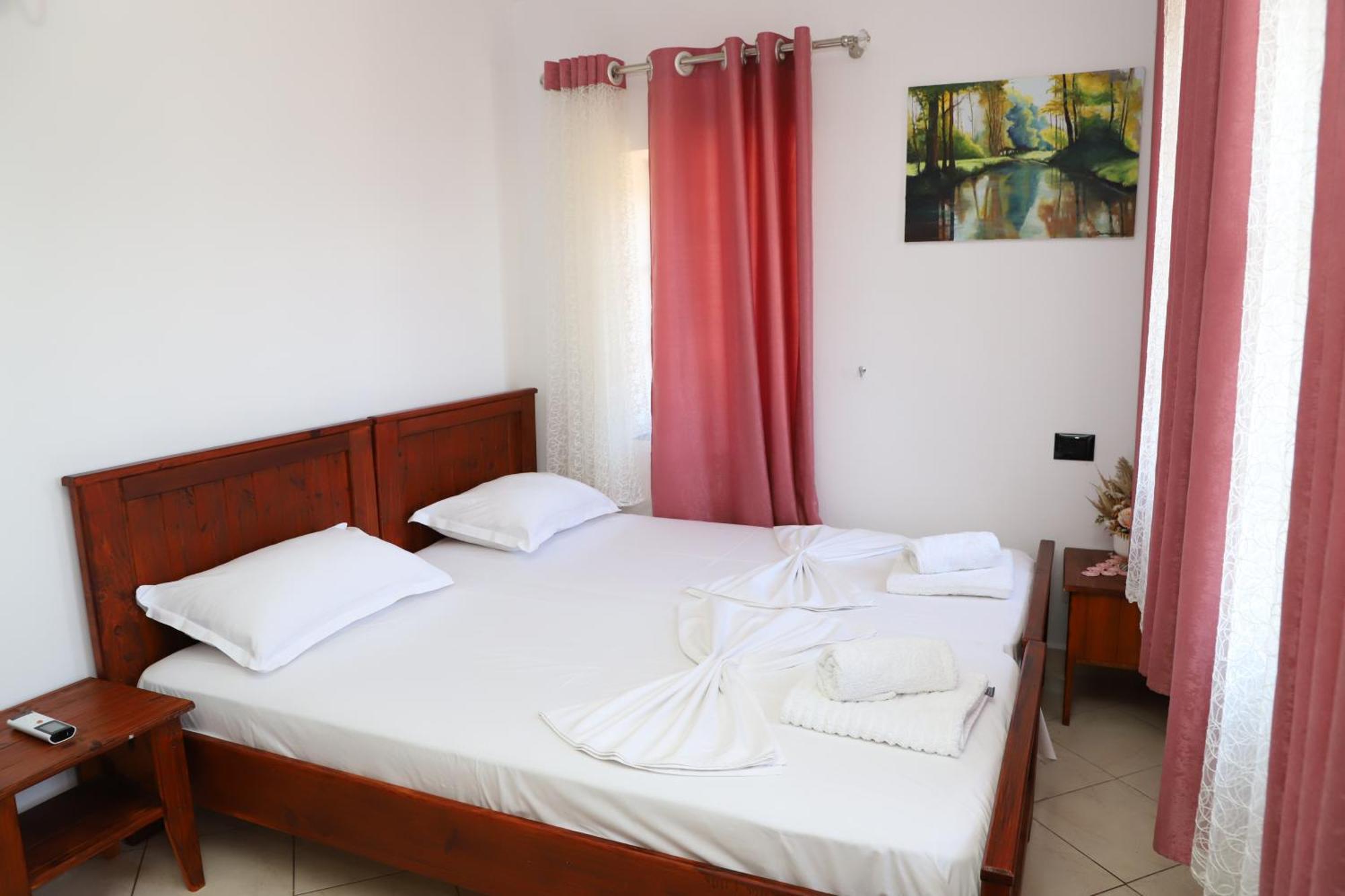 Guest House Lion Berat Luaran gambar